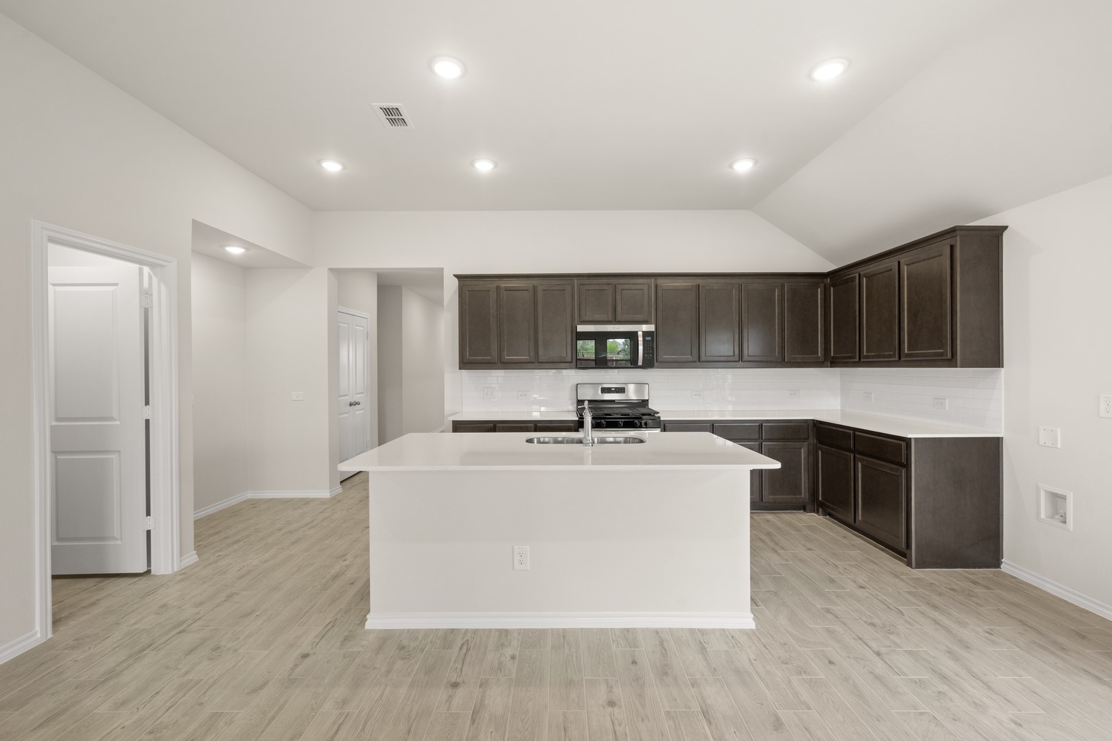 328 Dairy Way Midlothian TX 76065