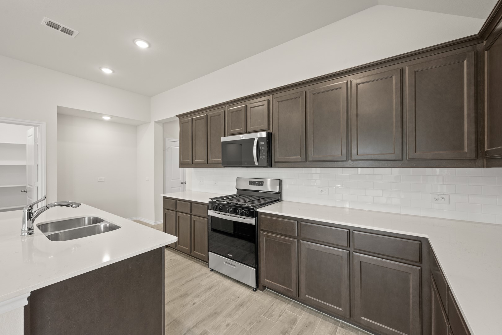 328 Dairy Way Midlothian TX 76065