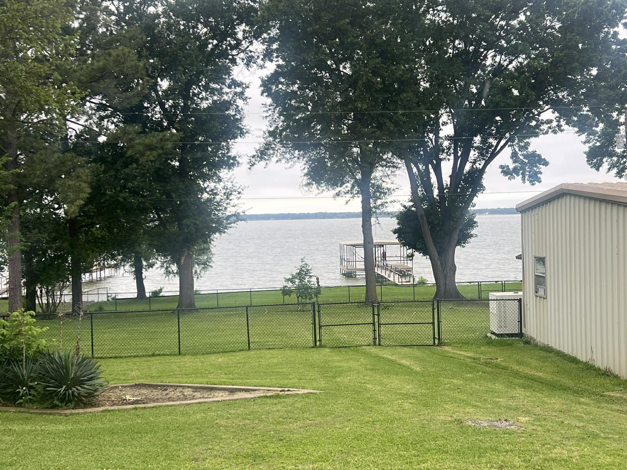 7403 Circle View Lone Oak TX 75453