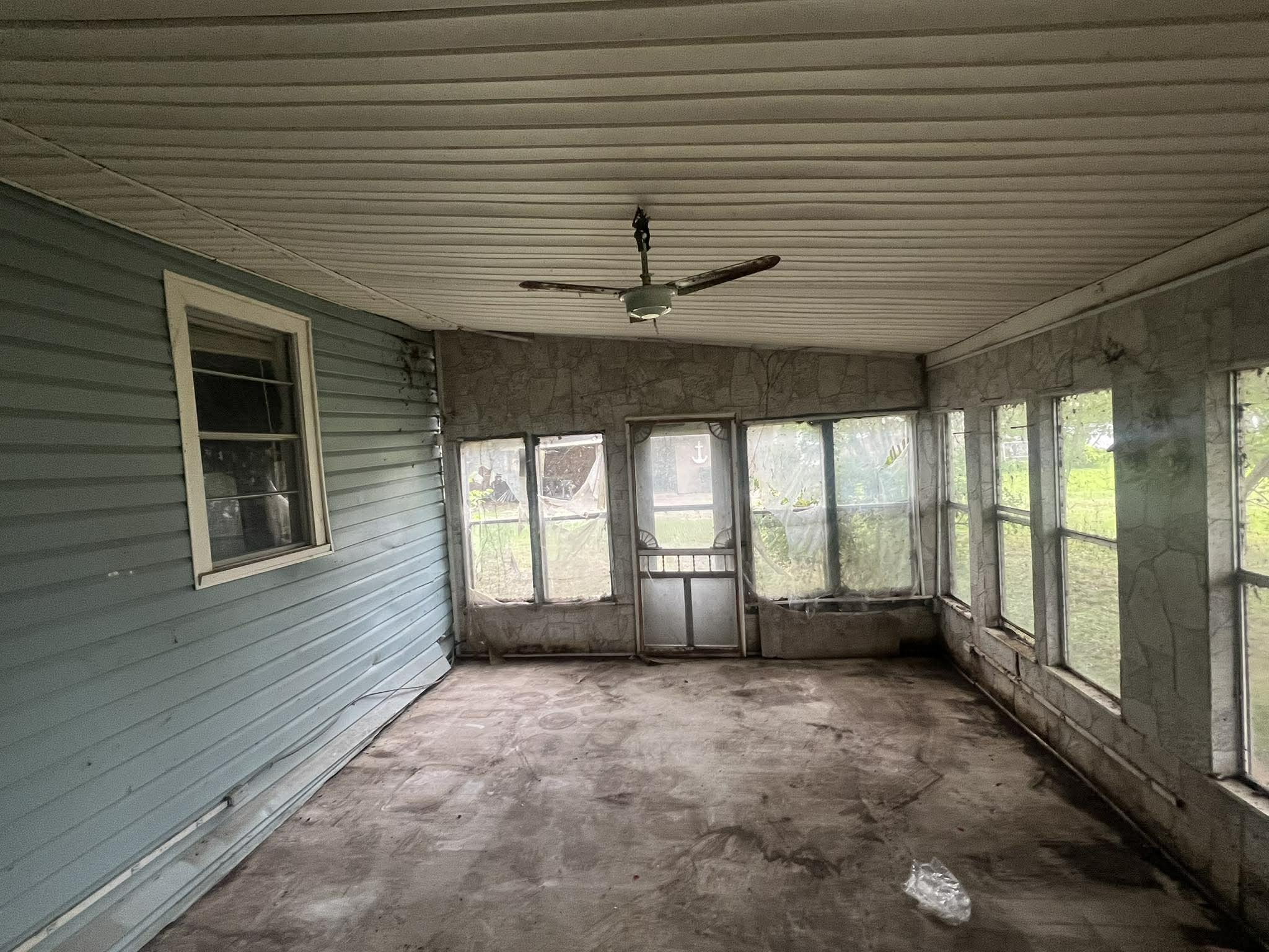 7403 Circle View Lone Oak TX 75453