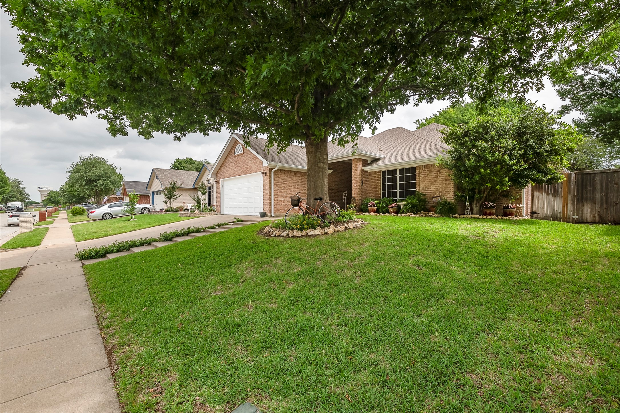 7404 Bennington Drive Watauga TX 76148