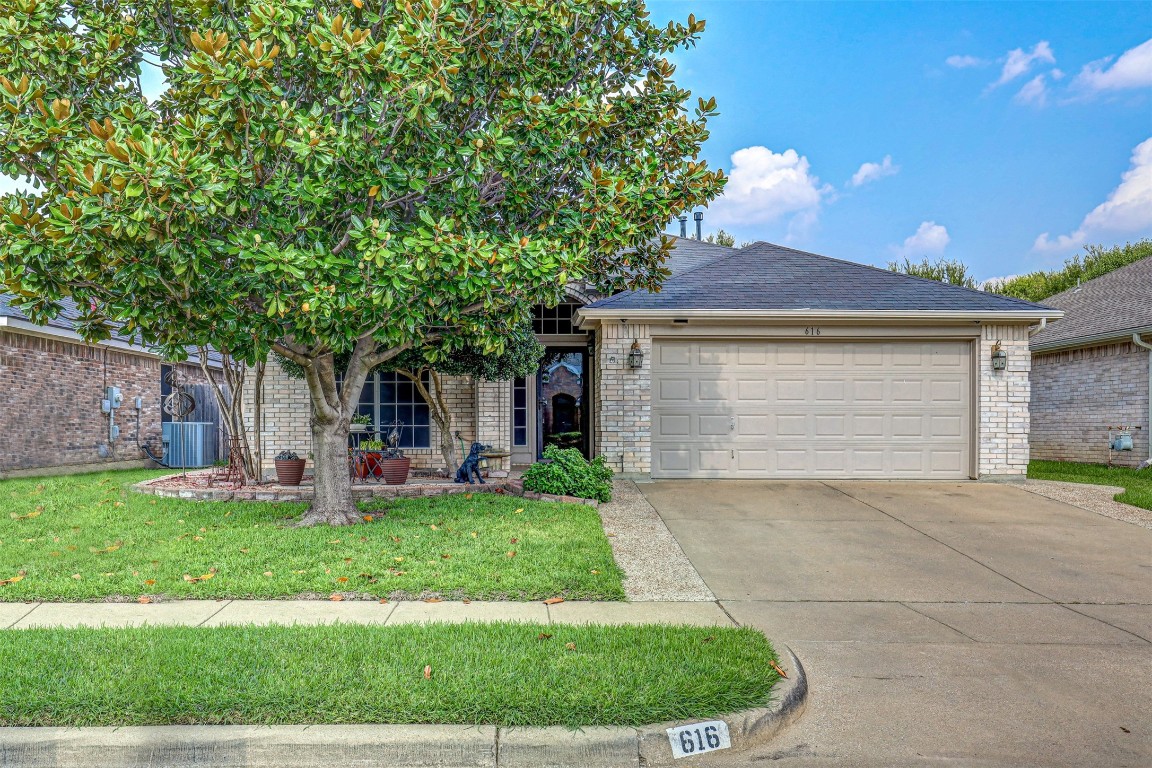 616 Babbling Brook Drive Saginaw TX 76179