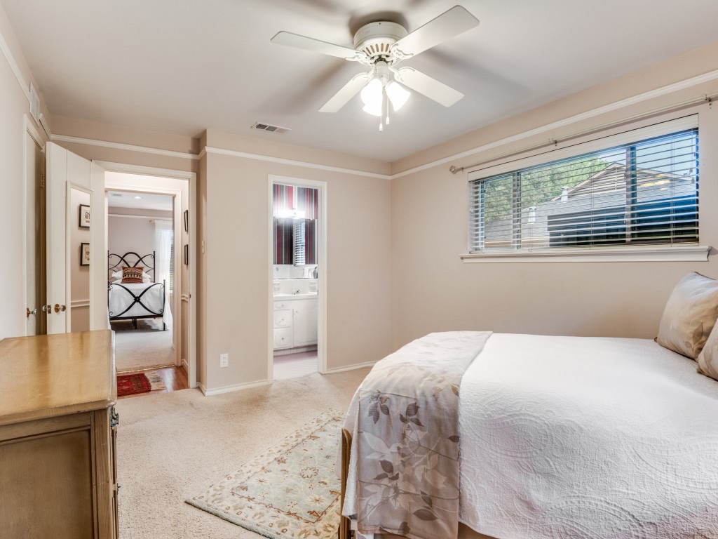 6260 Saratoga Circle Dallas TX 75214