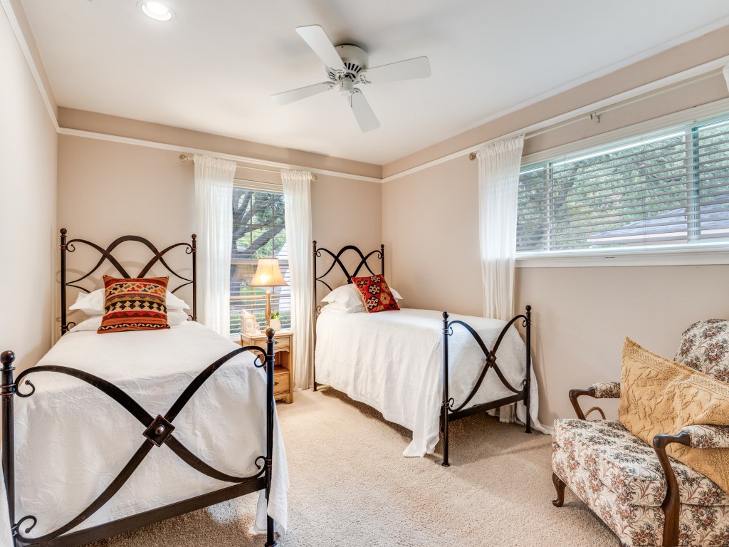 6260 Saratoga Circle Dallas TX 75214