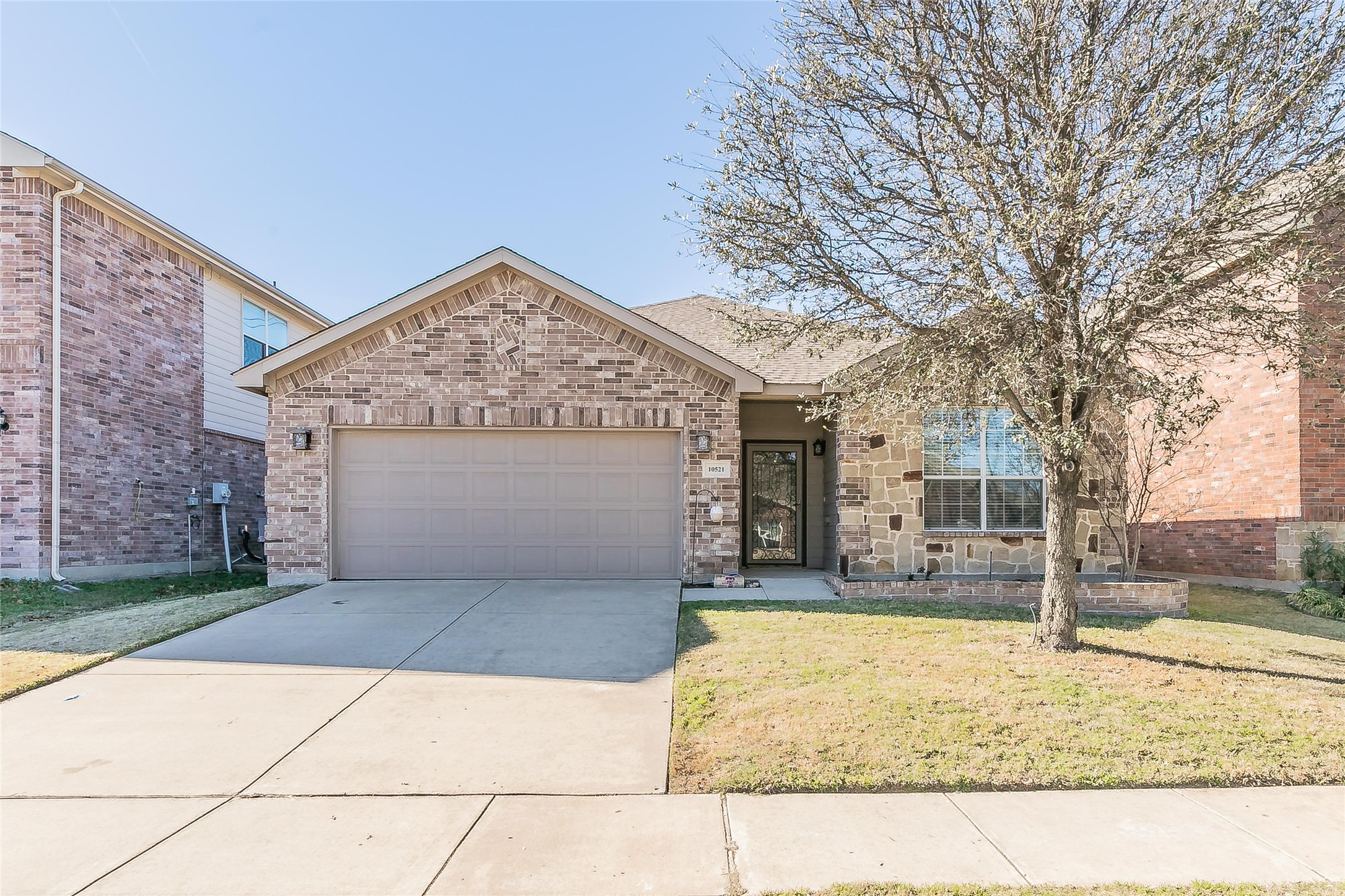 10521 Rising Knoll Lane Fort Worth TX 76131