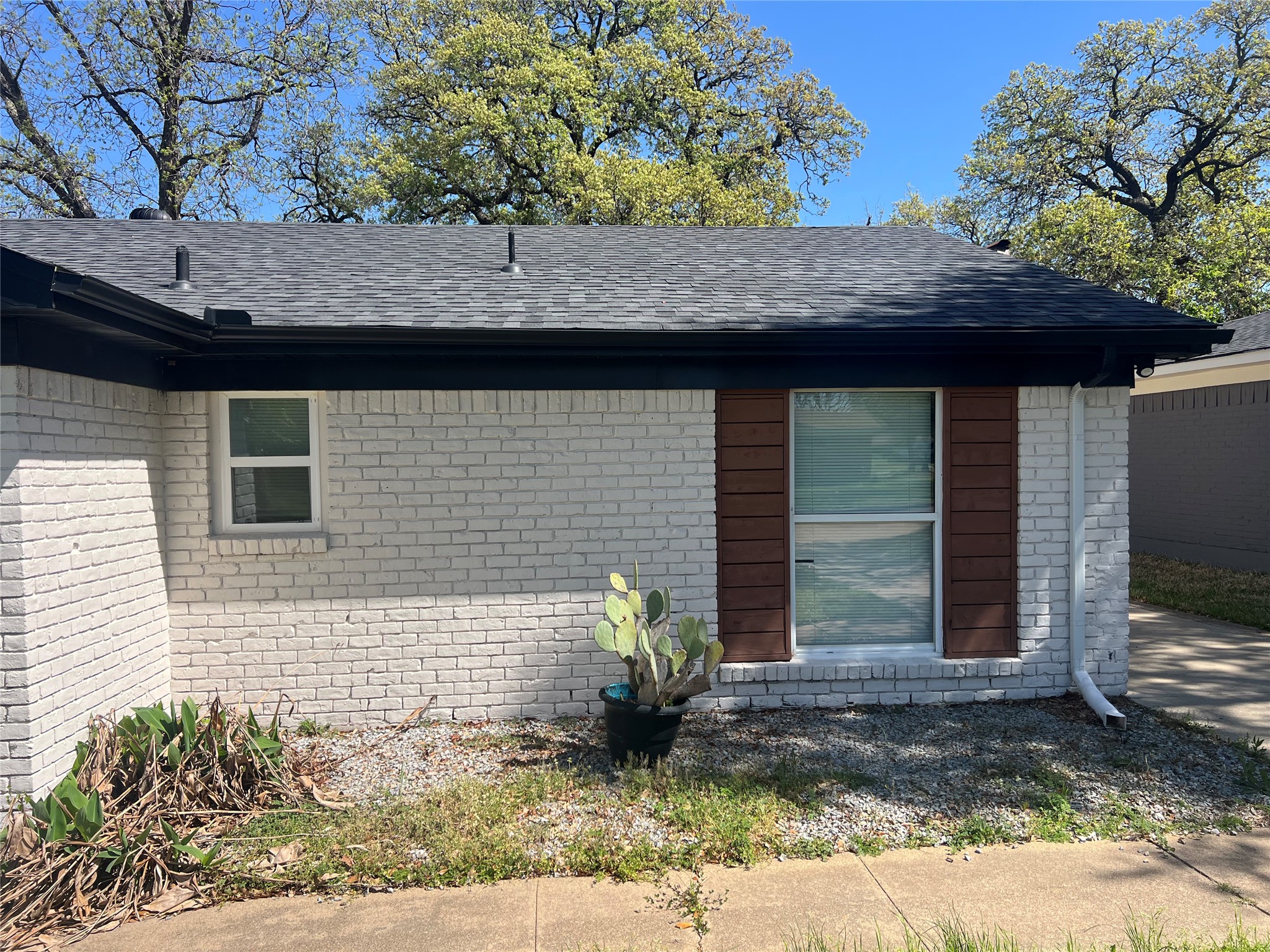 1306 Elby Street Irving TX 75061