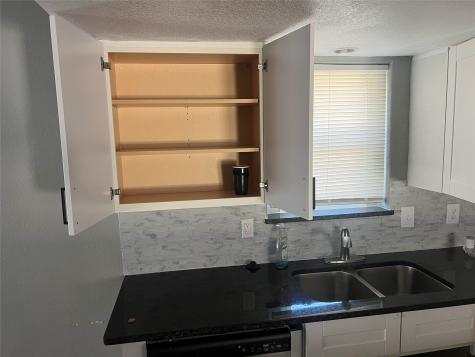 1306 Elby Street Irving TX 75061
