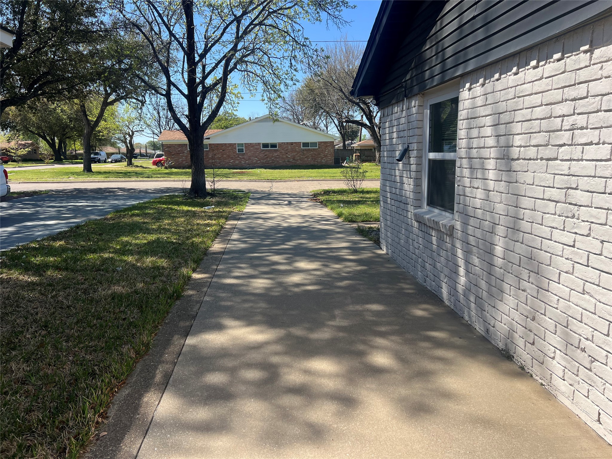 1306 Elby Street Irving TX 75061