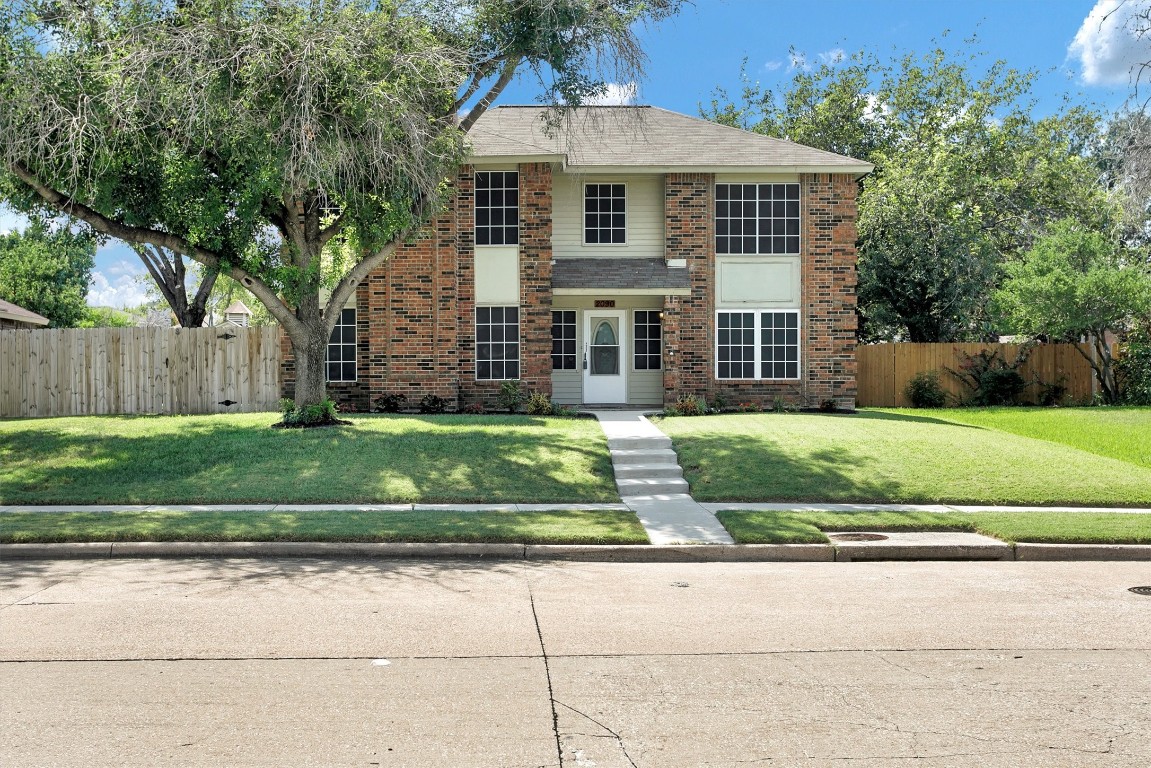 2090 Vista Drive Lewisville TX 75067