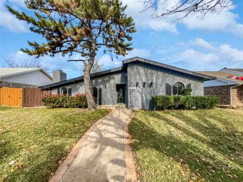 3213 Flagstone Drive Garland TX 75044
