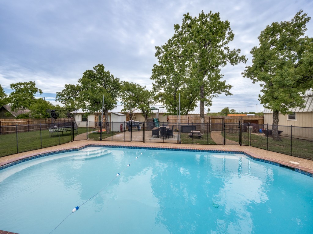 1168 Us Highway 380 W Jacksboro TX 76458