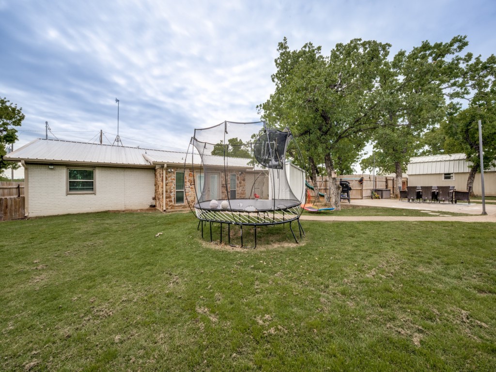 1168 Us Highway 380 W Jacksboro TX 76458
