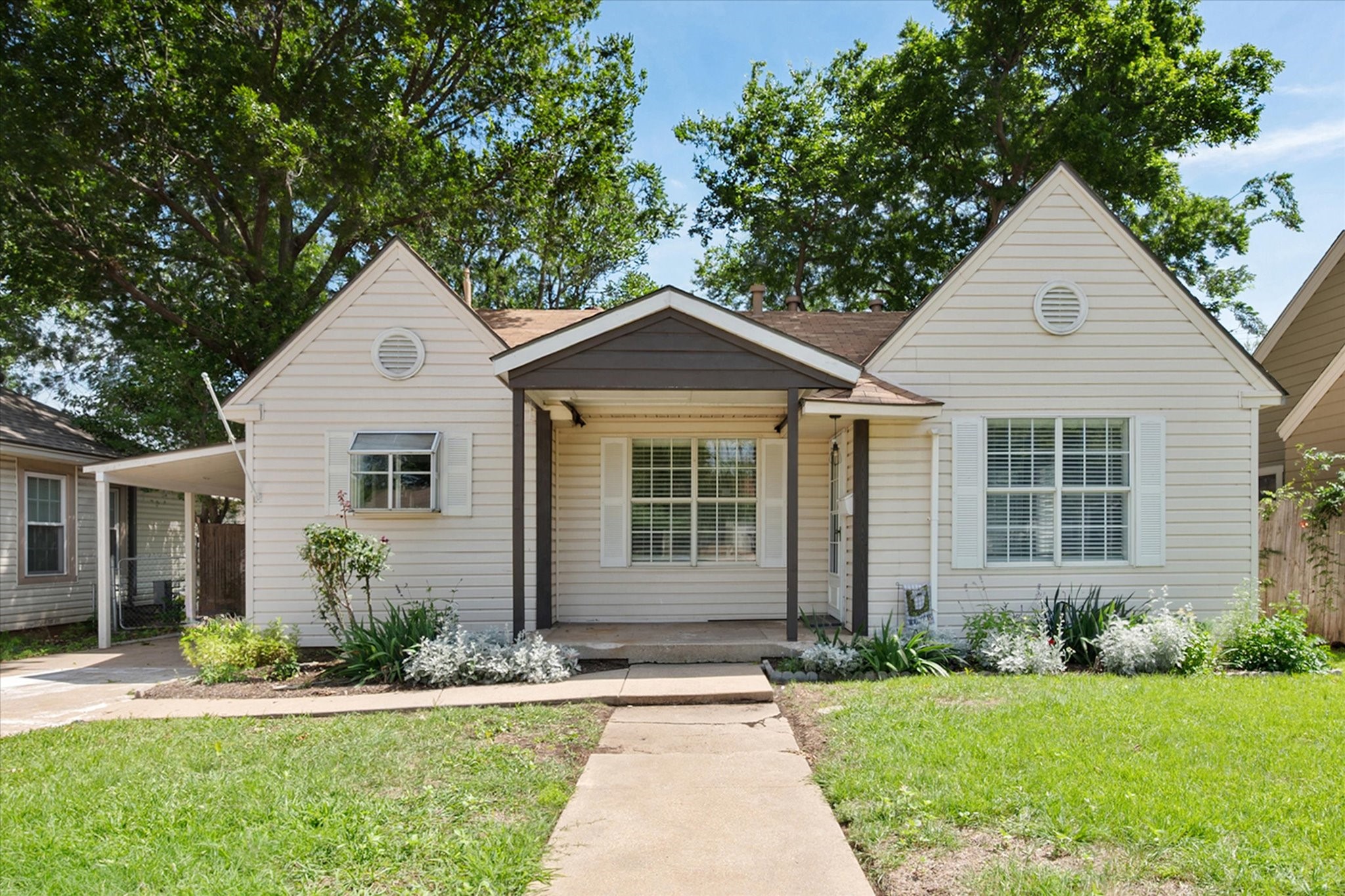 4521 Calmont Avenue Fort Worth TX 76107