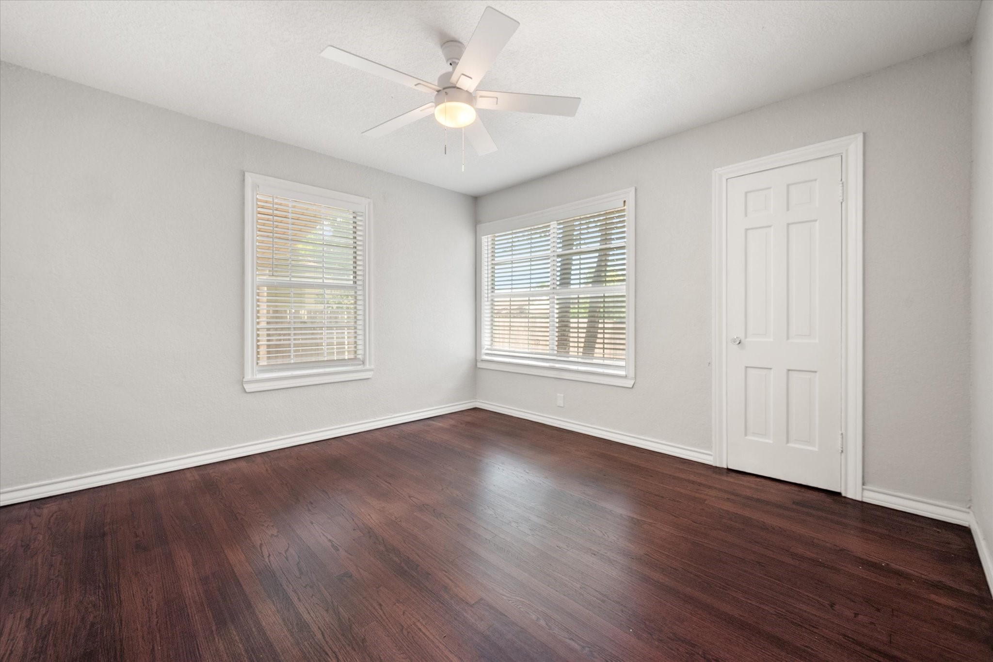 4521 Calmont Avenue Fort Worth TX 76107