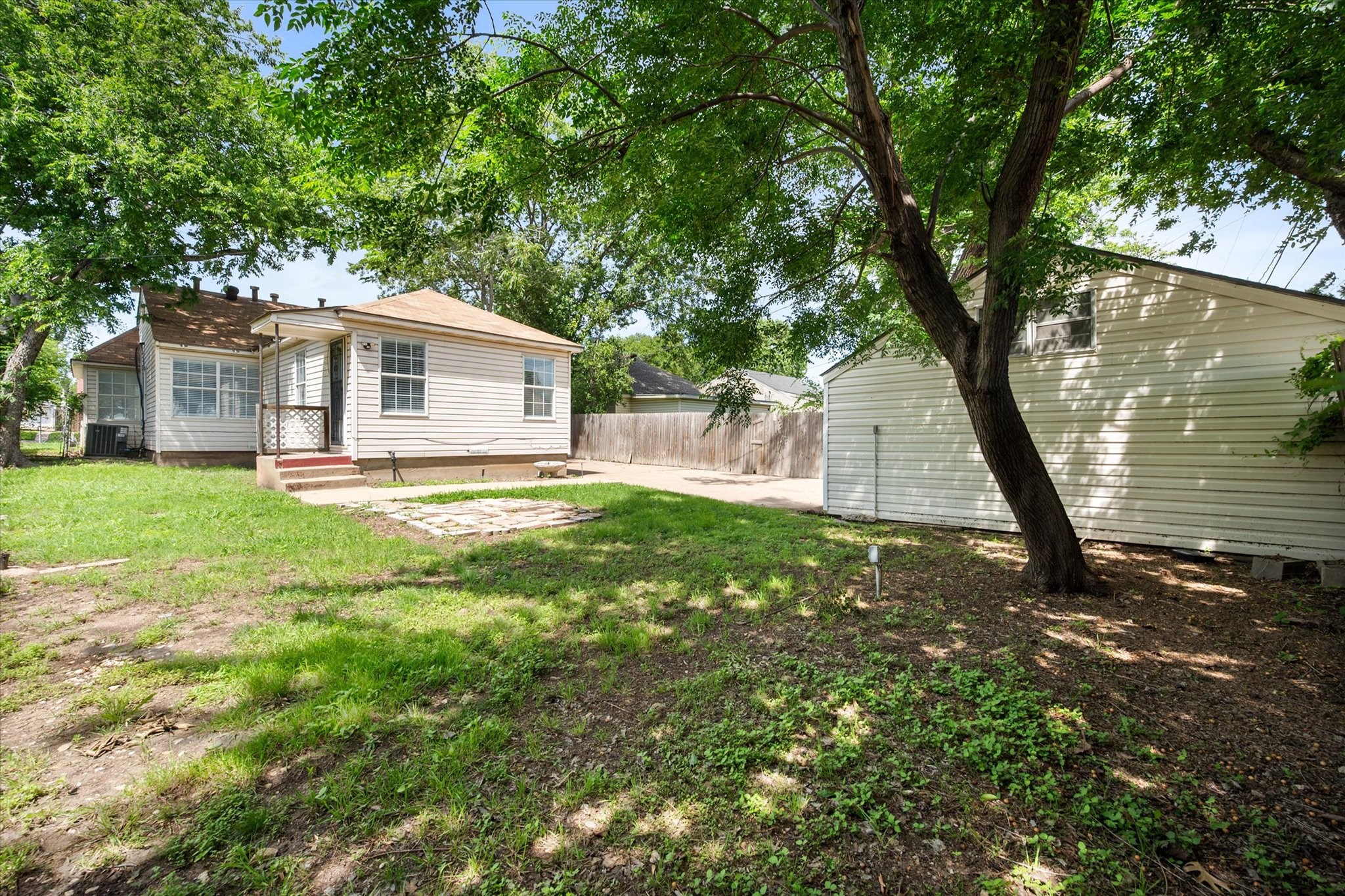 4521 Calmont Avenue Fort Worth TX 76107