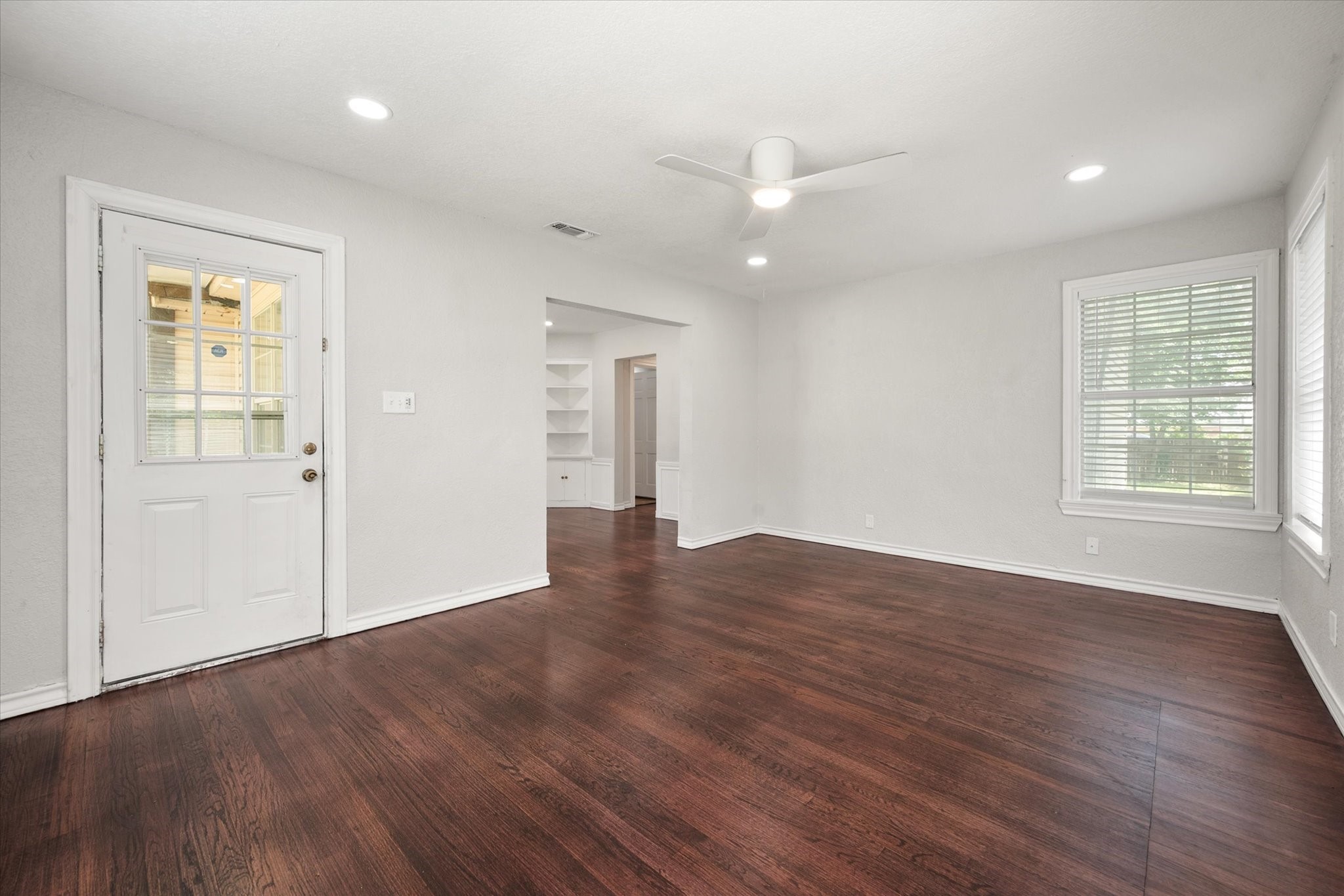 4521 Calmont Avenue Fort Worth TX 76107