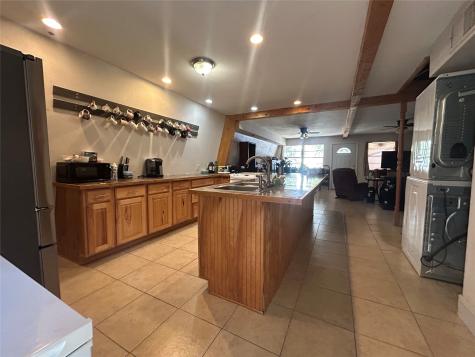 1015 Comanche Cove Drive Granbury TX 76048