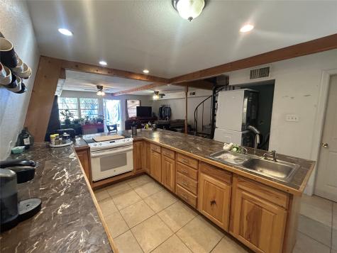 1015 Comanche Cove Drive Granbury TX 76048
