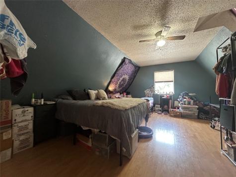 1015 Comanche Cove Drive Granbury TX 76048