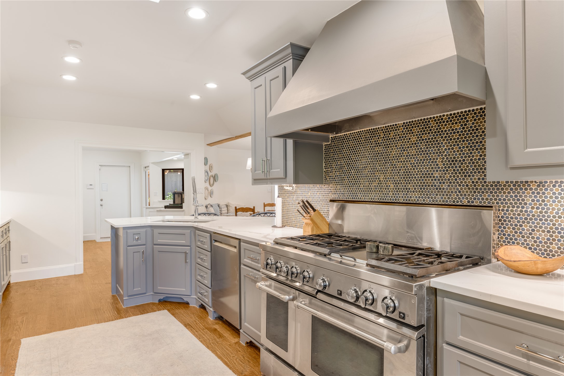 9148 Clearlake Drive Dallas TX 75225