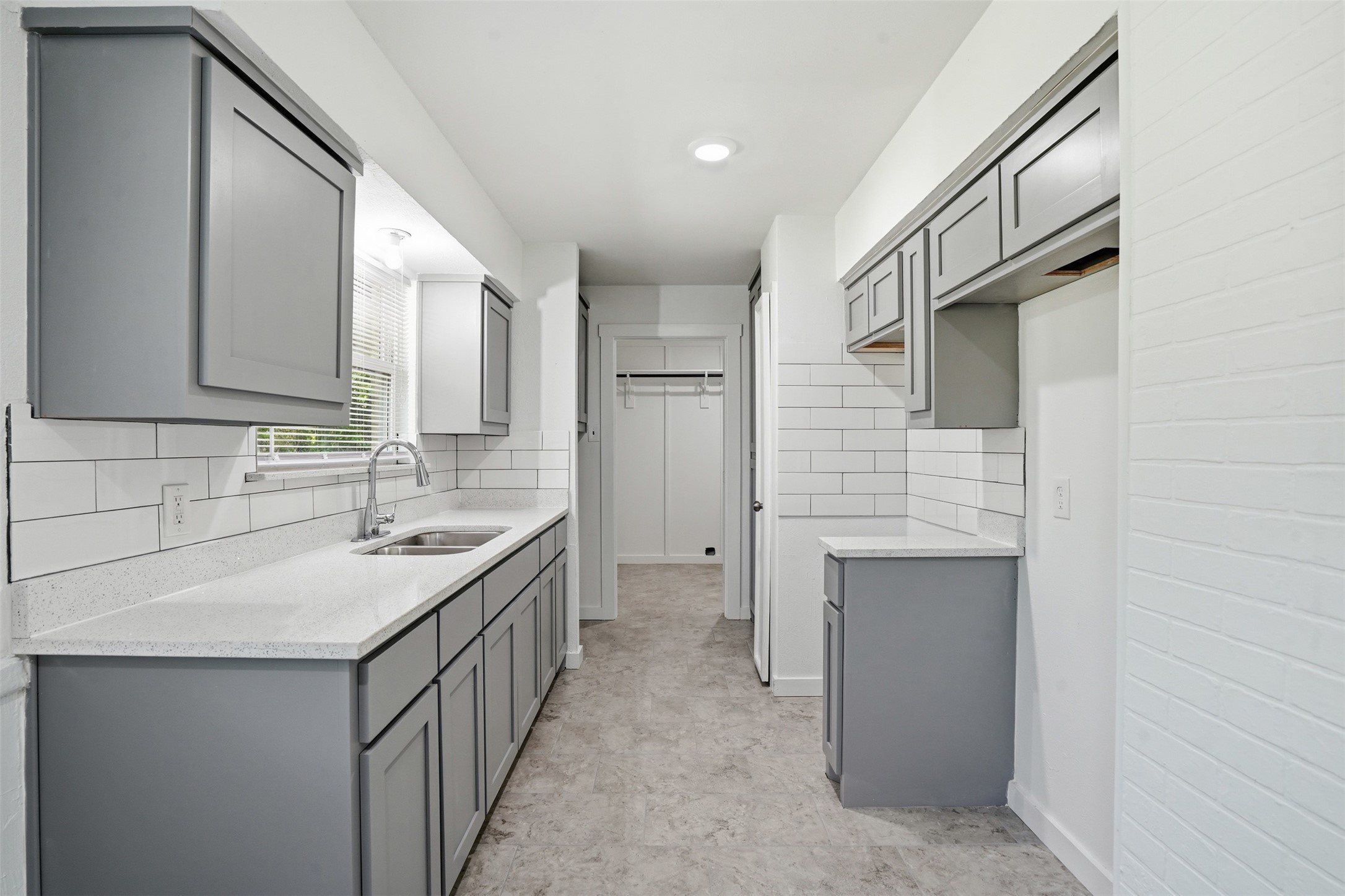 1812 Muse Street Fort Worth TX 76112