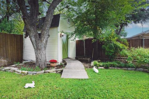 2417 5th Avenue Fort Worth TX 76110