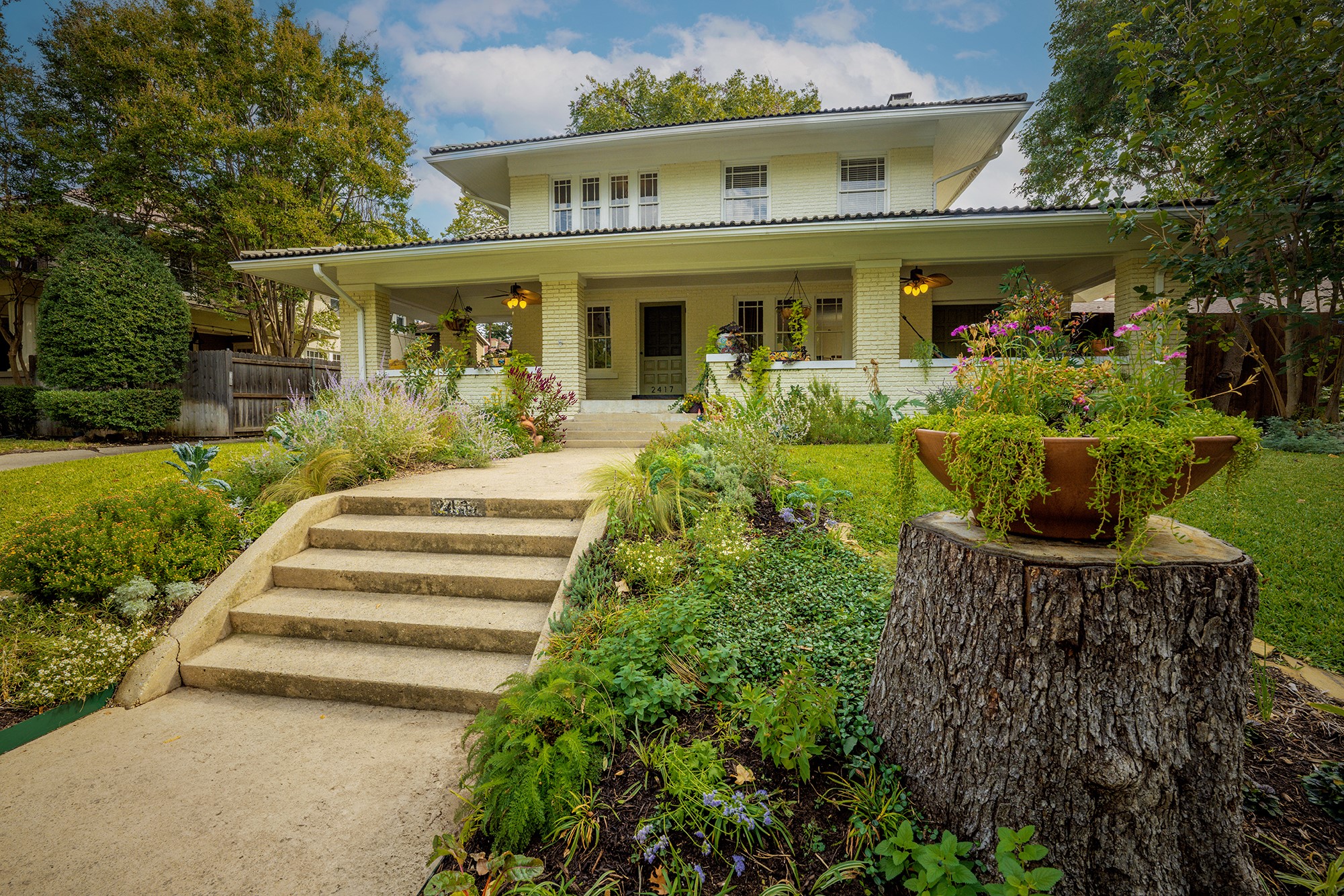 2417 5th Avenue Fort Worth TX 76110