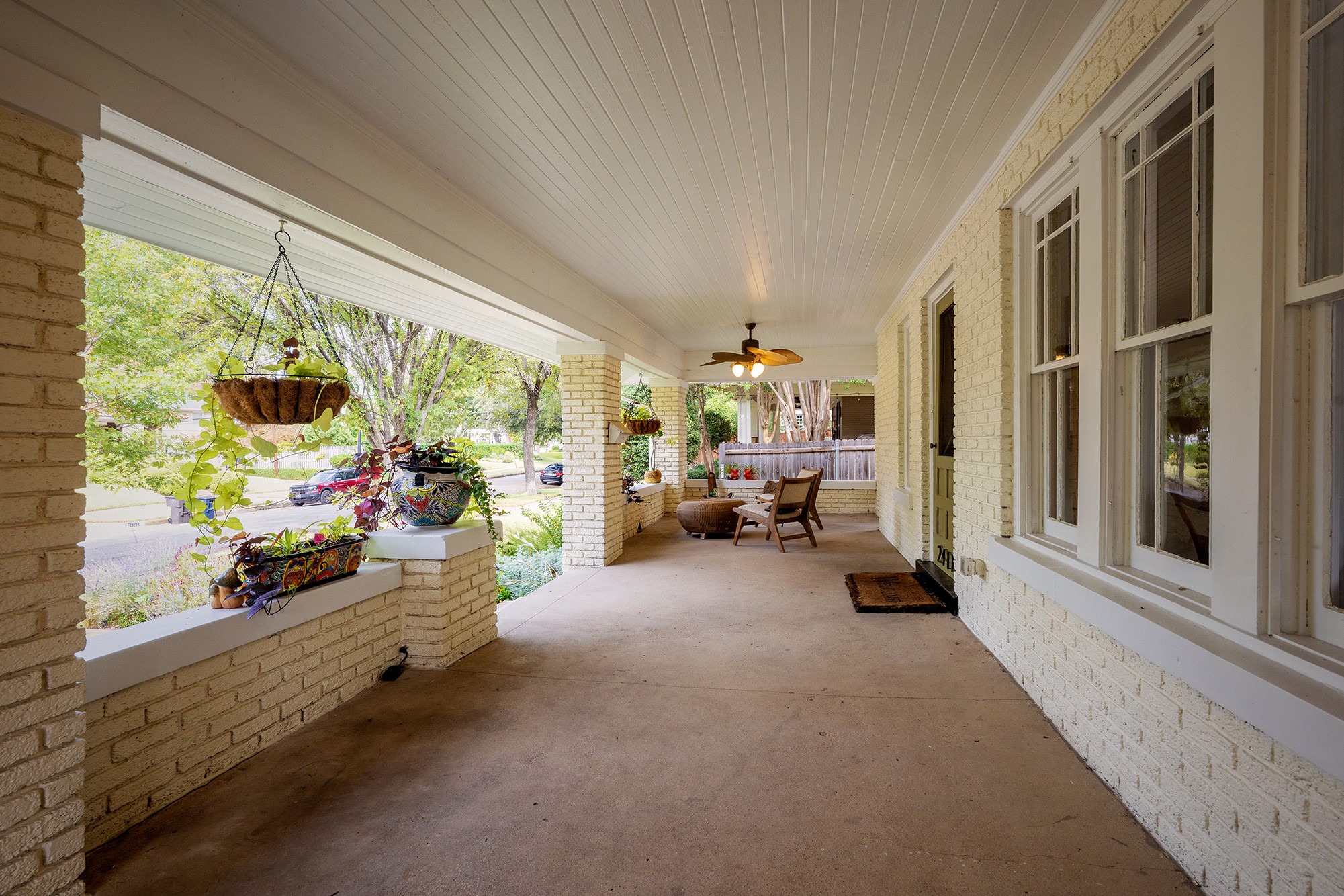 2417 5th Avenue Fort Worth TX 76110