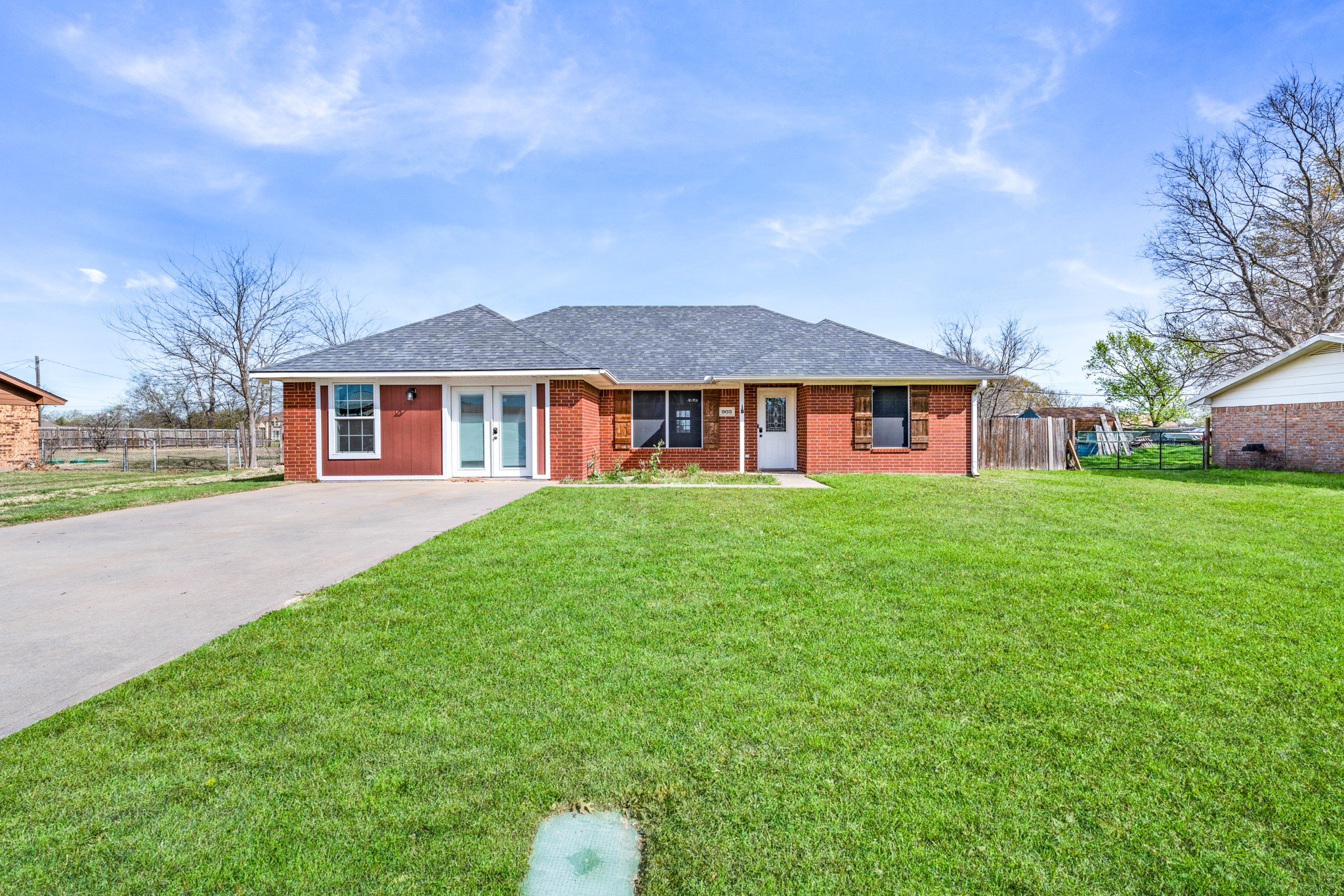 903 Amy Way Bonham TX 75418