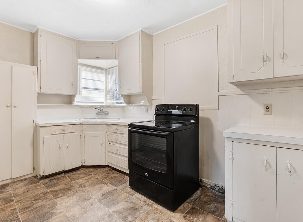849 Singapore Drive Wake Village TX 75501