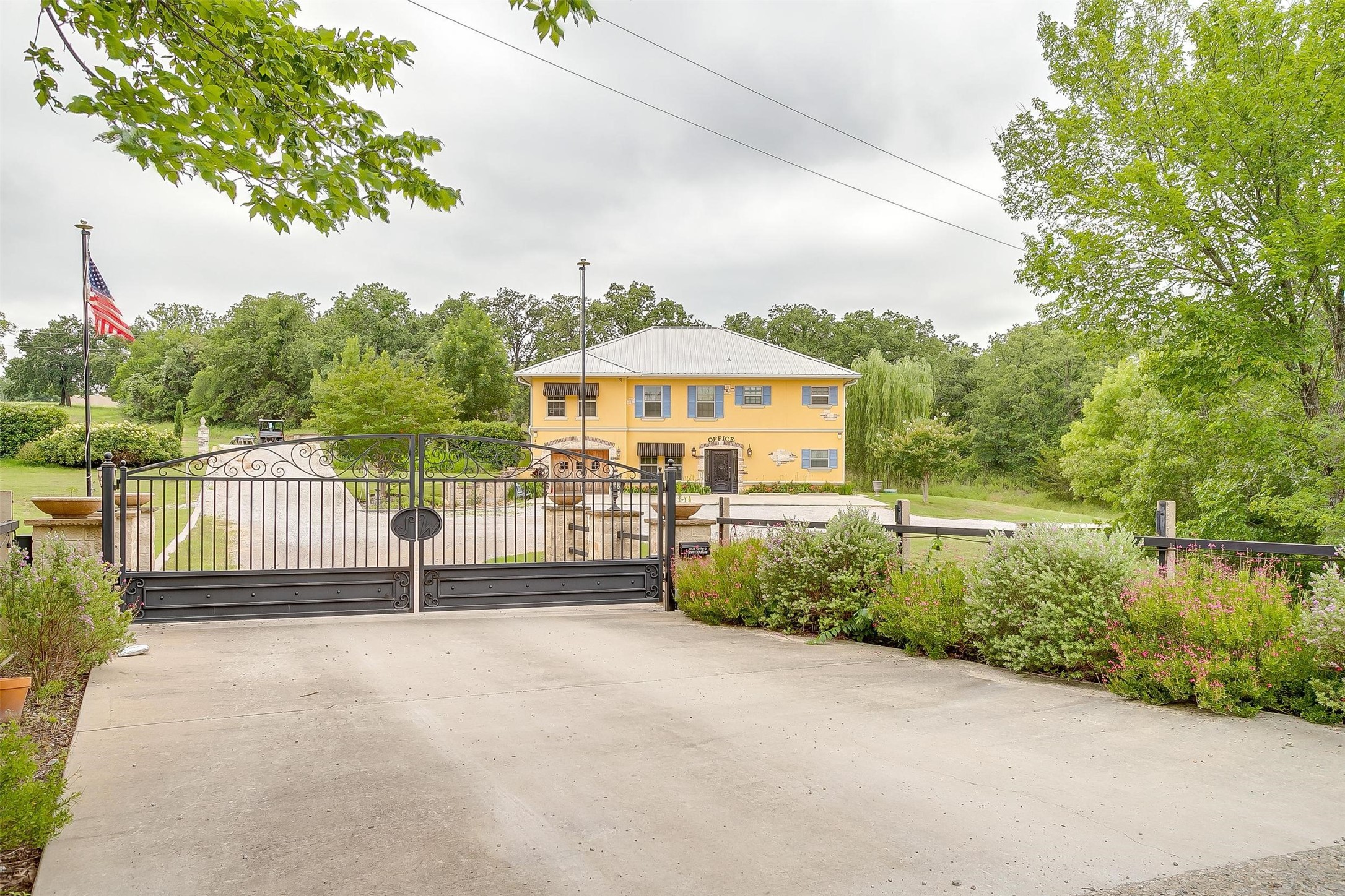 383 County Road 3672 Springtown TX 76082