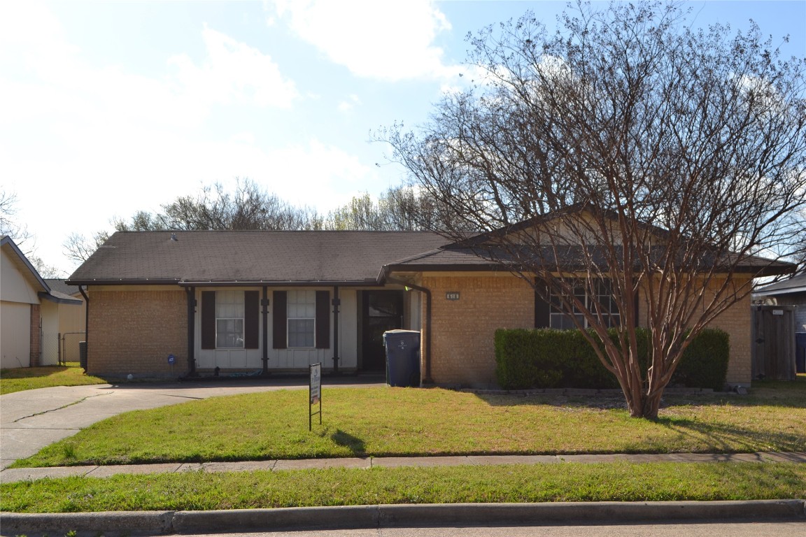 618 Cranbrook Park Garland TX 75043