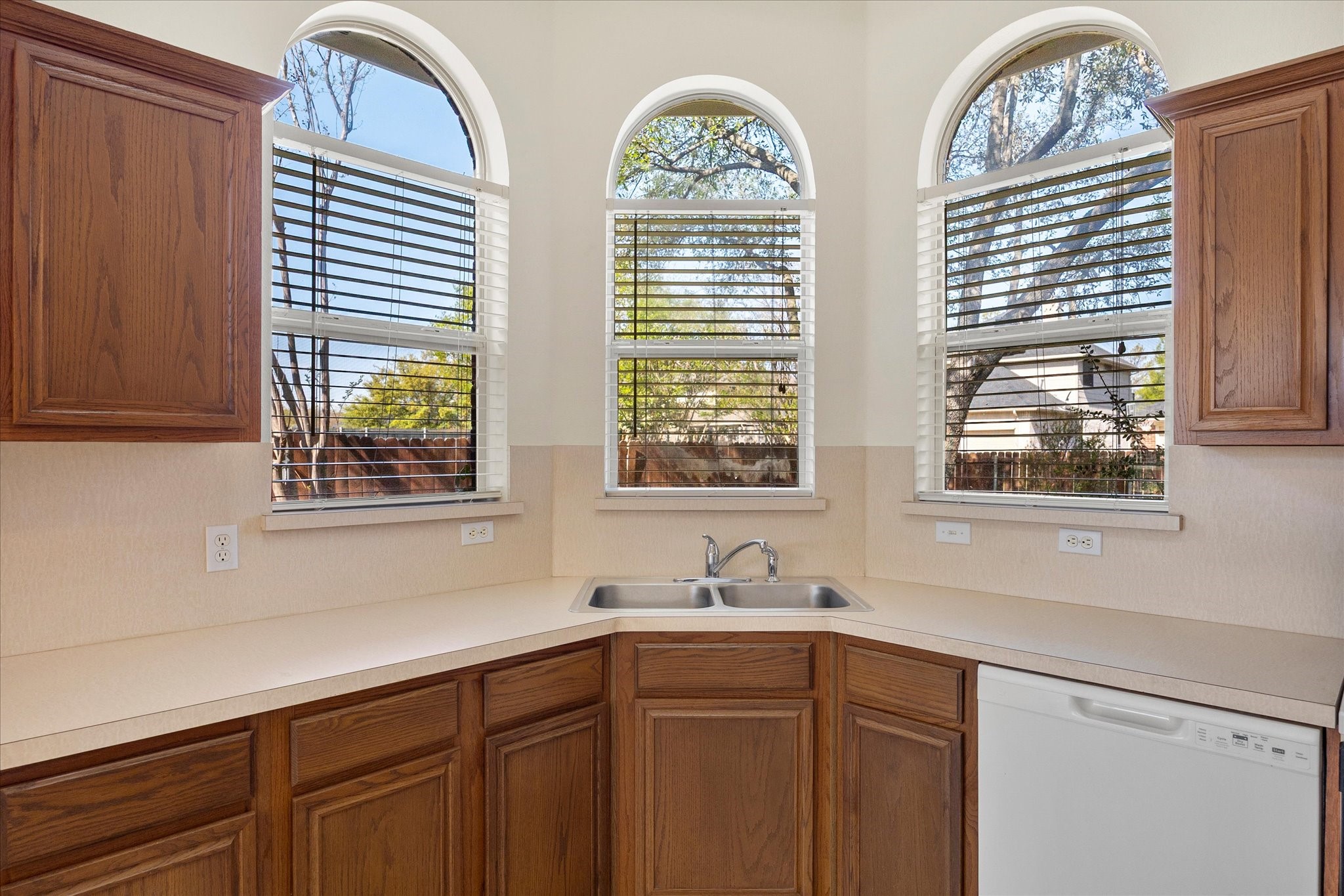 2937 Goldenwave Rockwall TX 75032