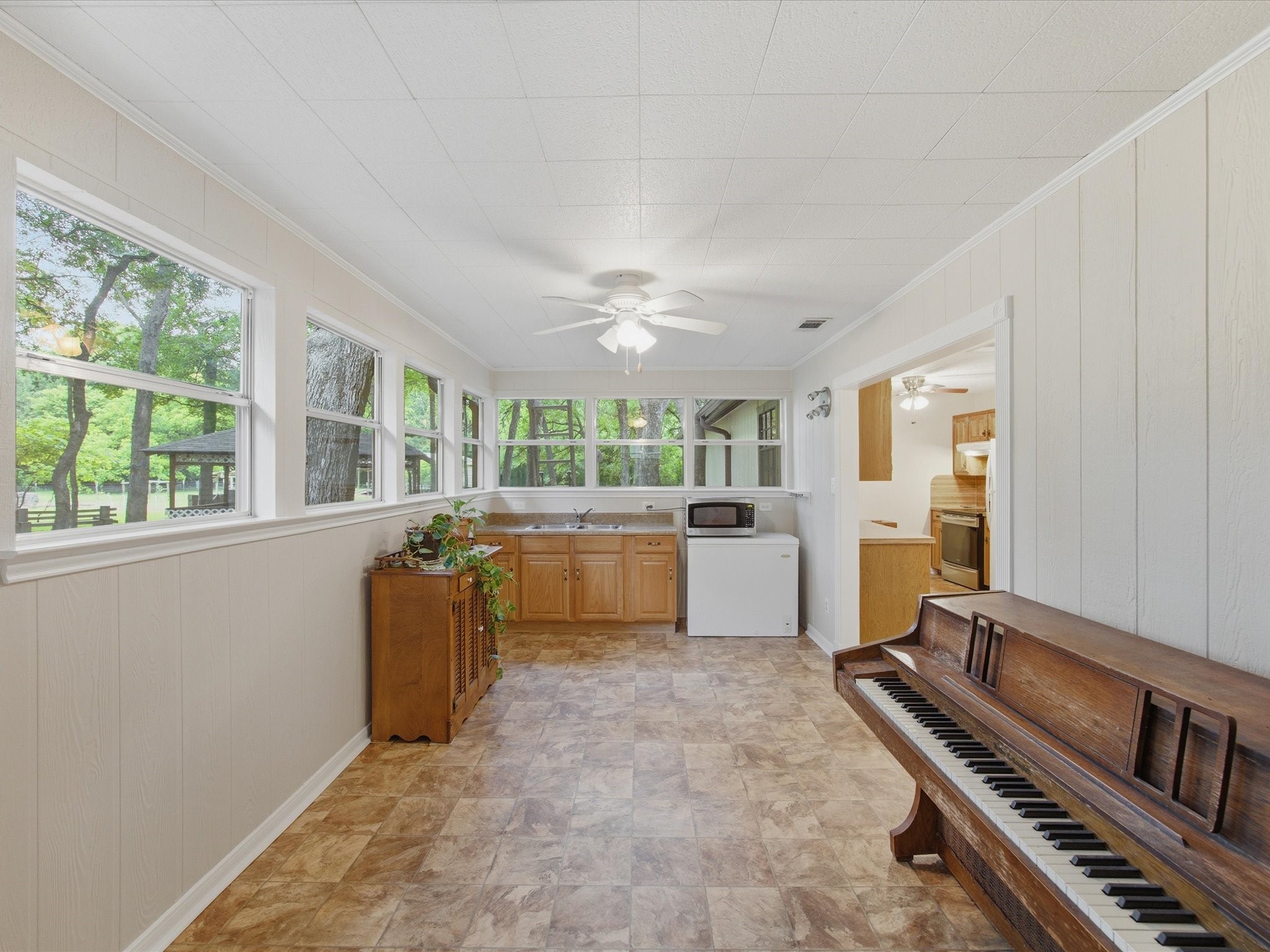 3917 Hidden Lake Court Alvarado TX 76009
