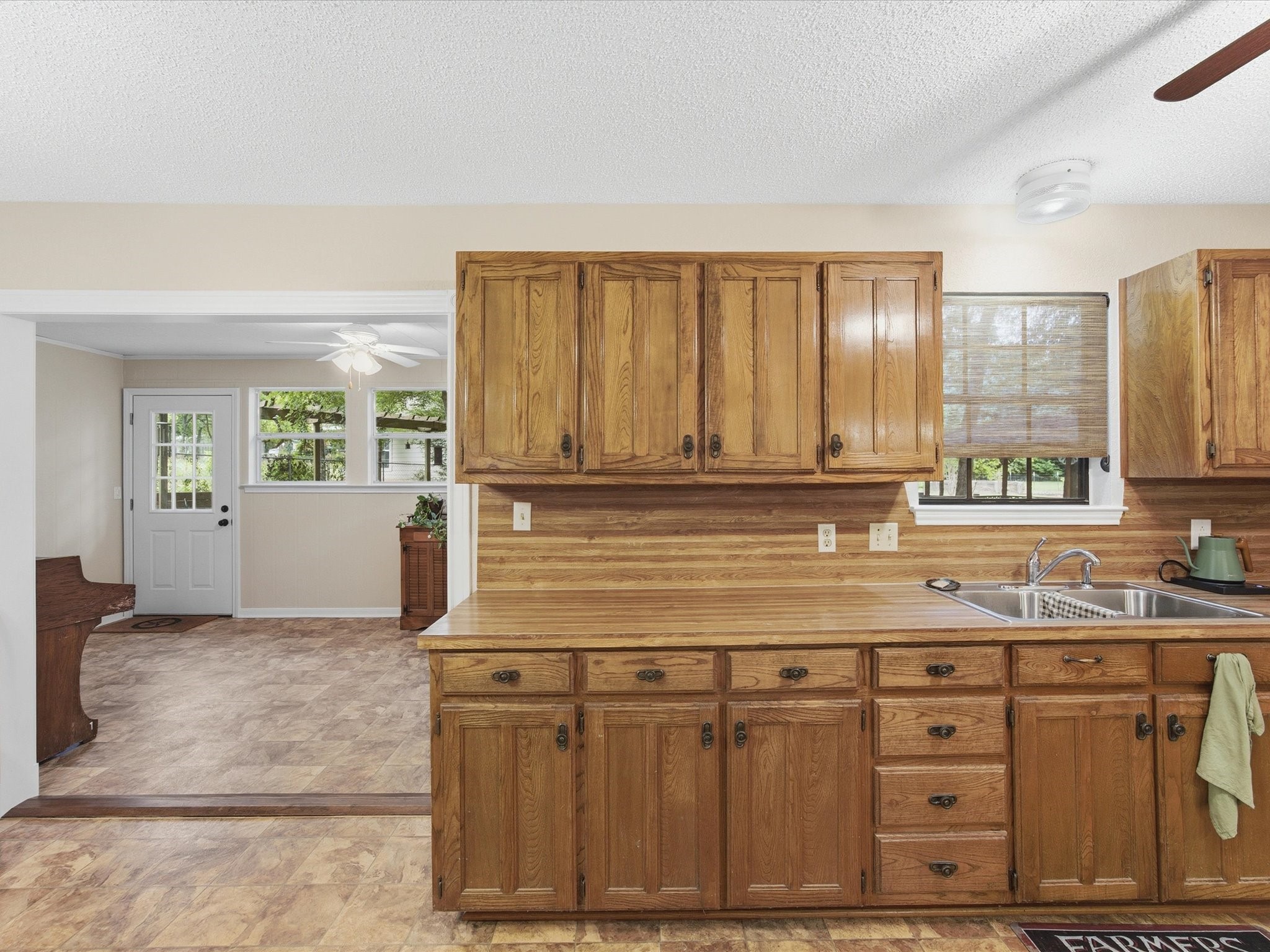 3917 Hidden Lake Court Alvarado TX 76009