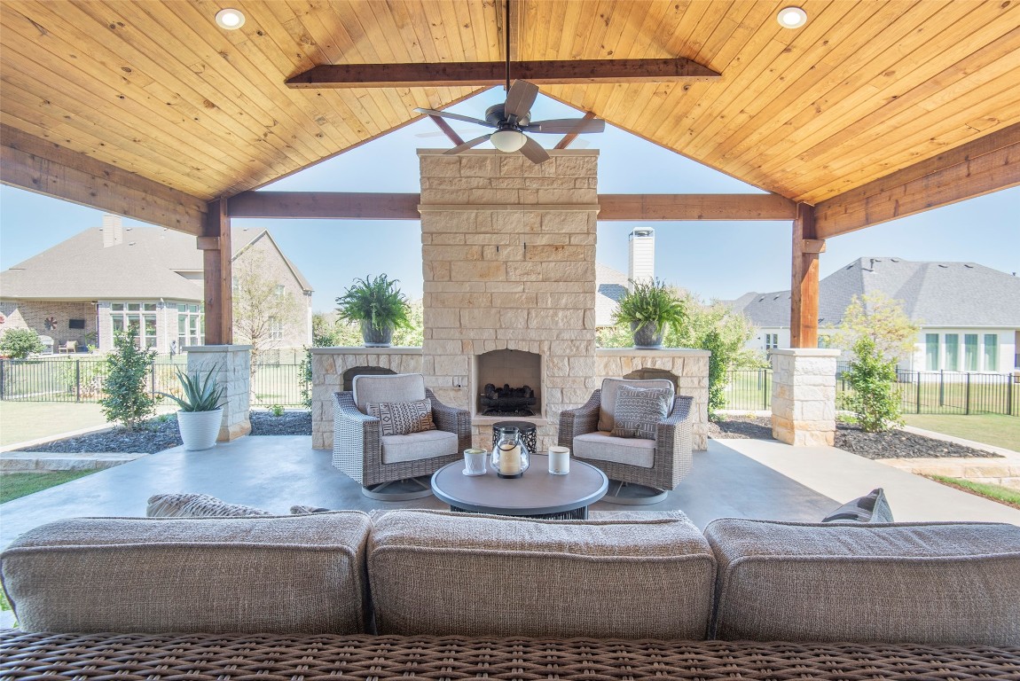 1810 Turtle Creek Lane Gunter TX 75058