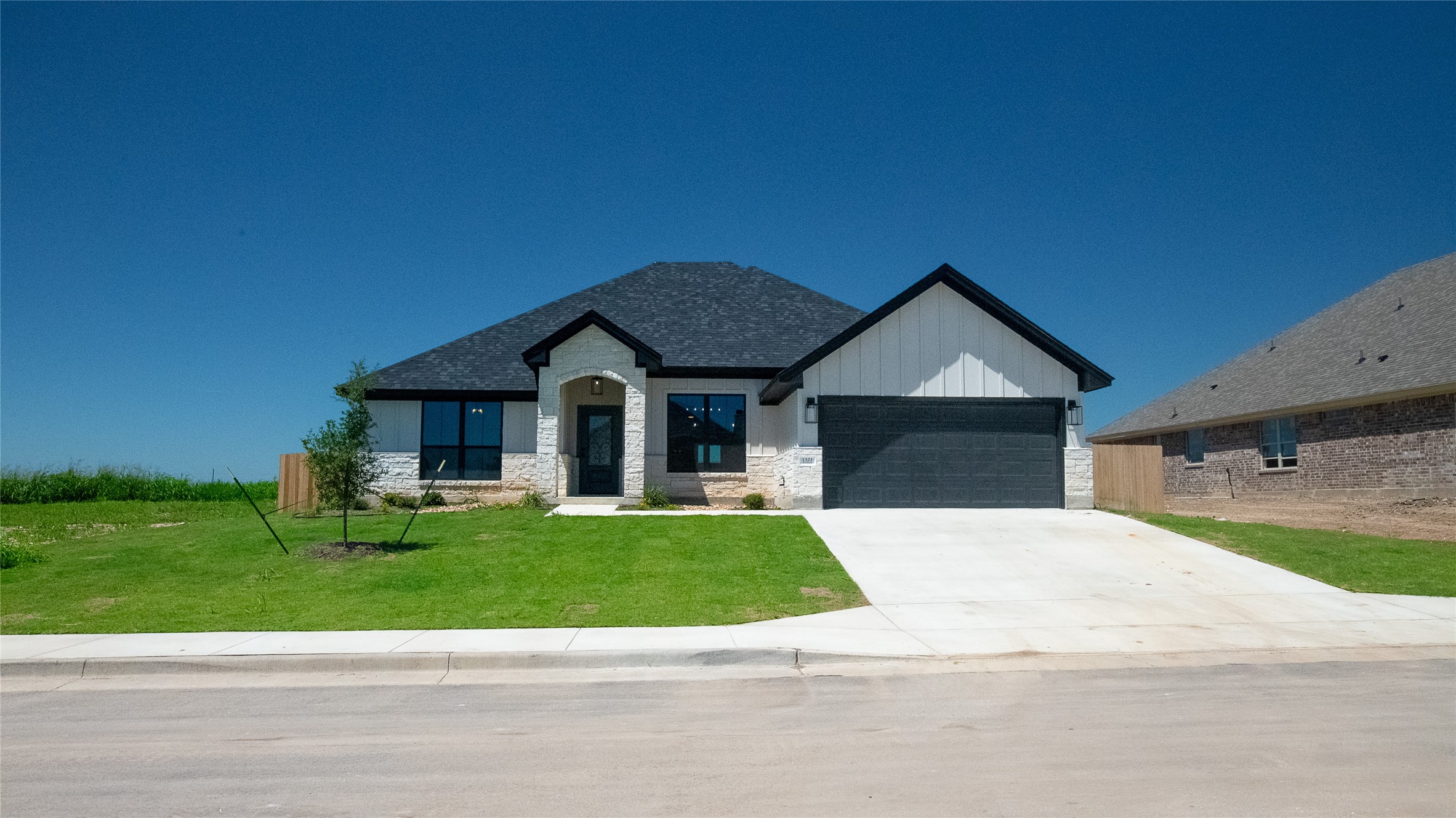 1321 Red Rock Road Hewitt TX 76643