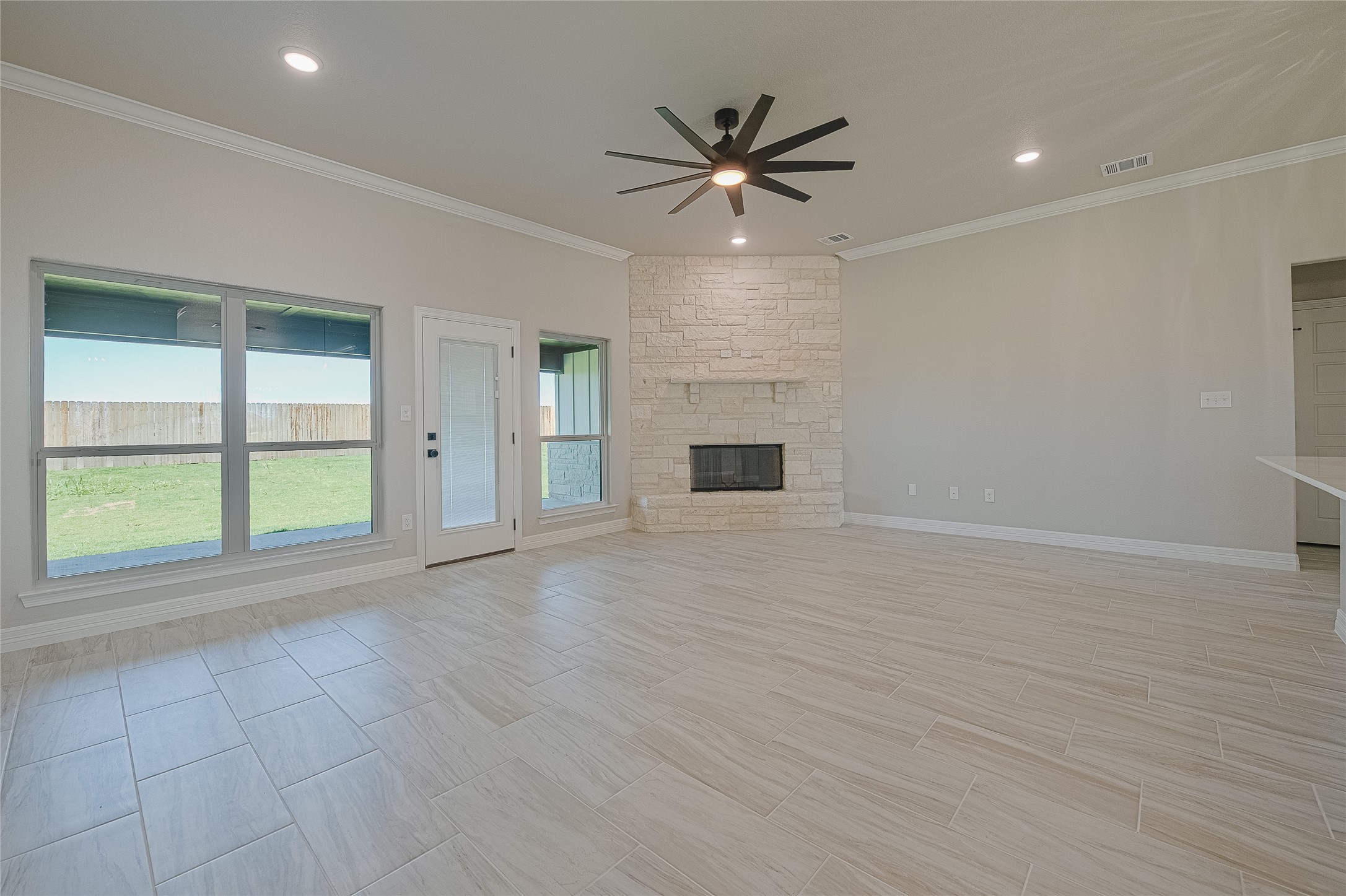1321 Red Rock Road Hewitt TX 76643