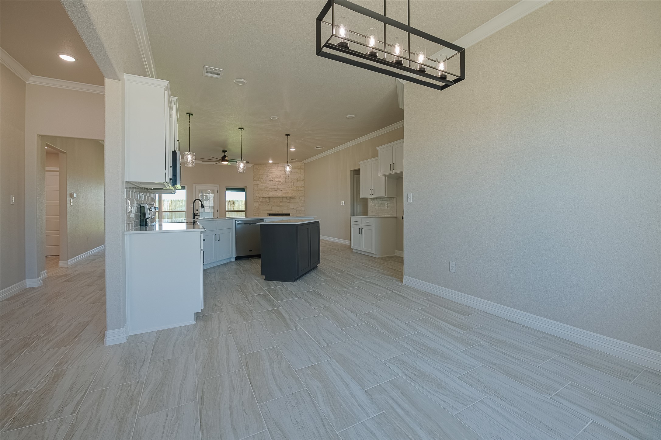 1321 Red Rock Road Hewitt TX 76643