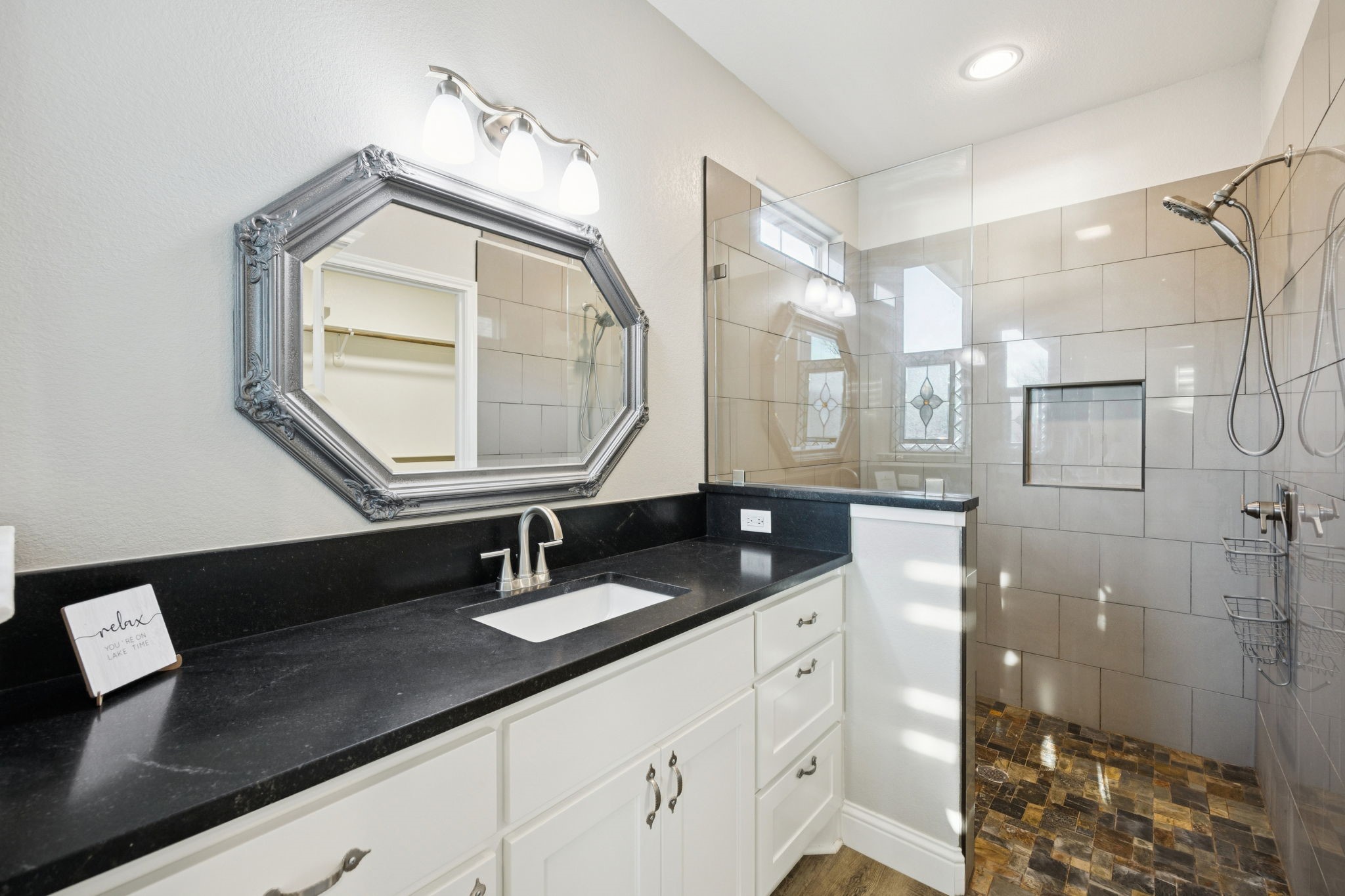 3404 Zanzibar Court Granbury TX 76048