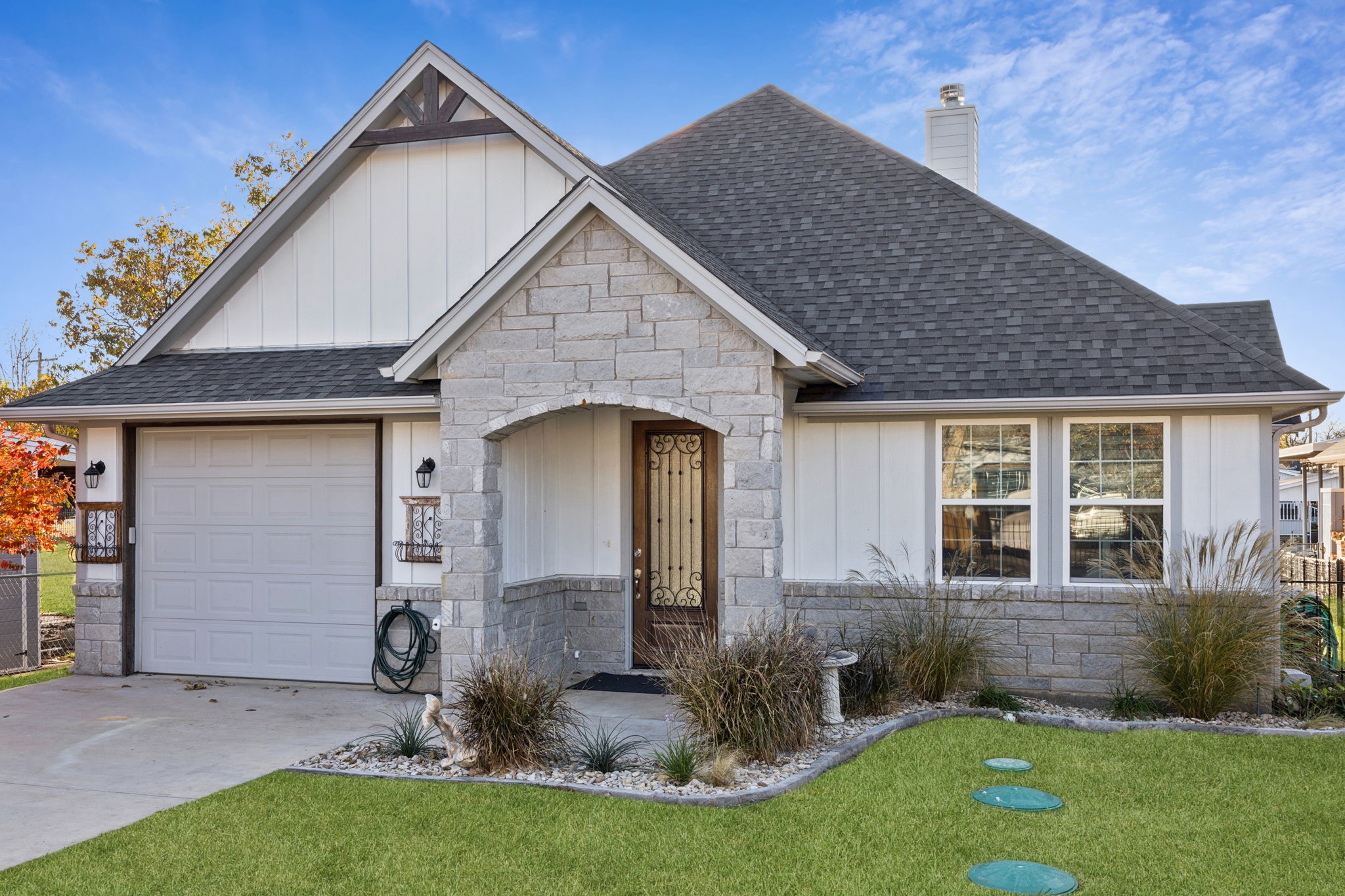 3404 Zanzibar Court Granbury TX 76048
