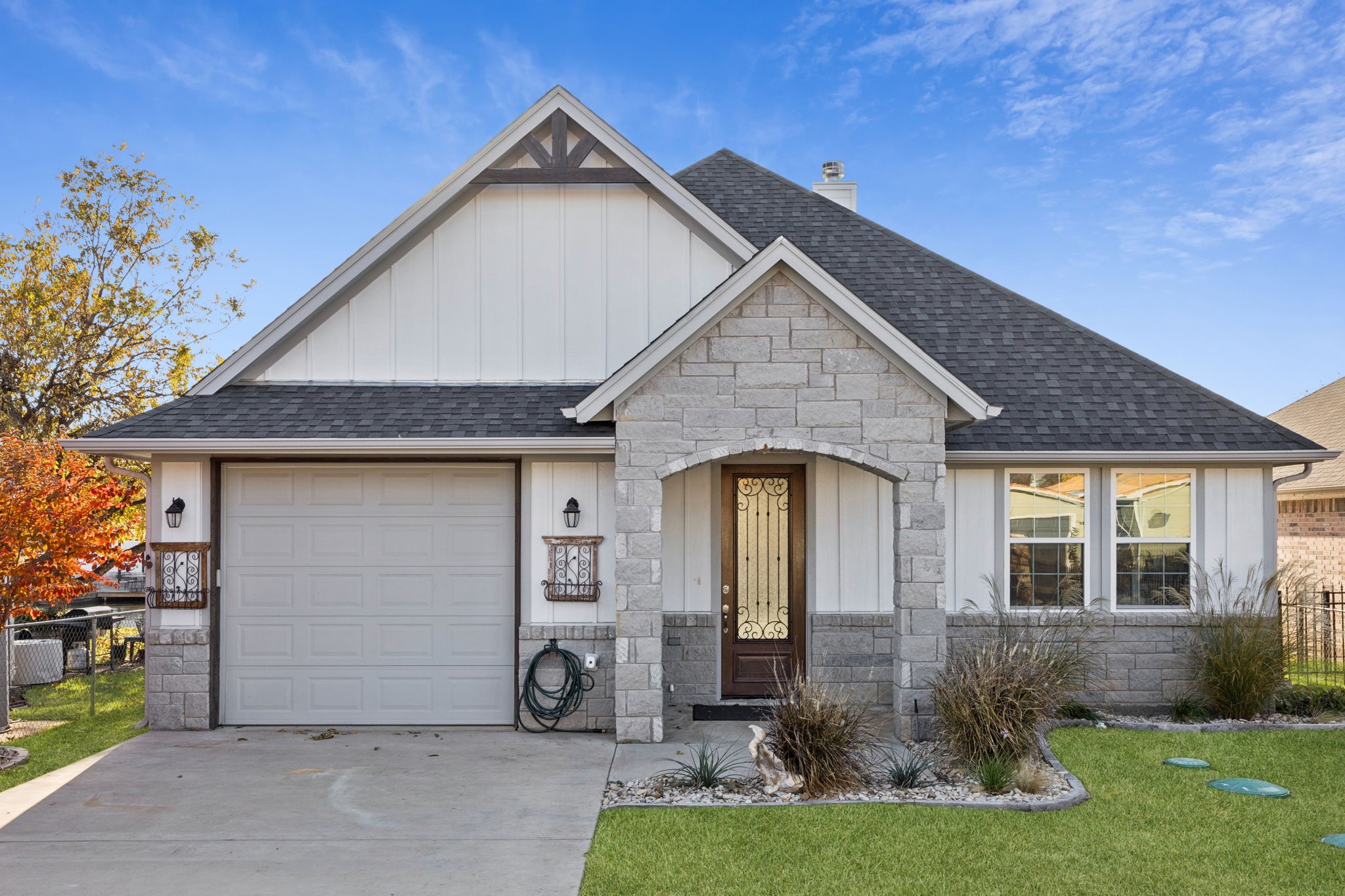 3404 Zanzibar Court Granbury TX 76048