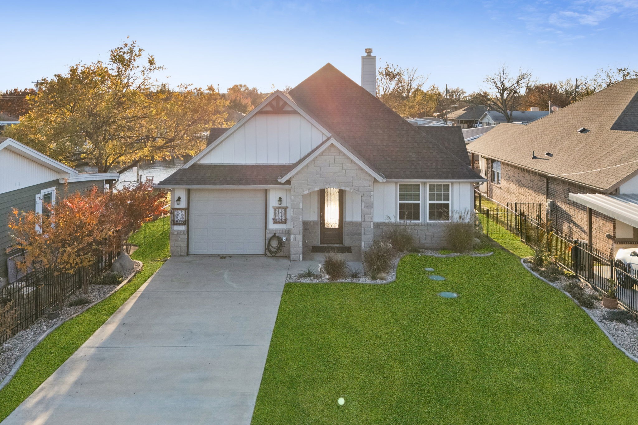 3404 Zanzibar Court Granbury TX 76048