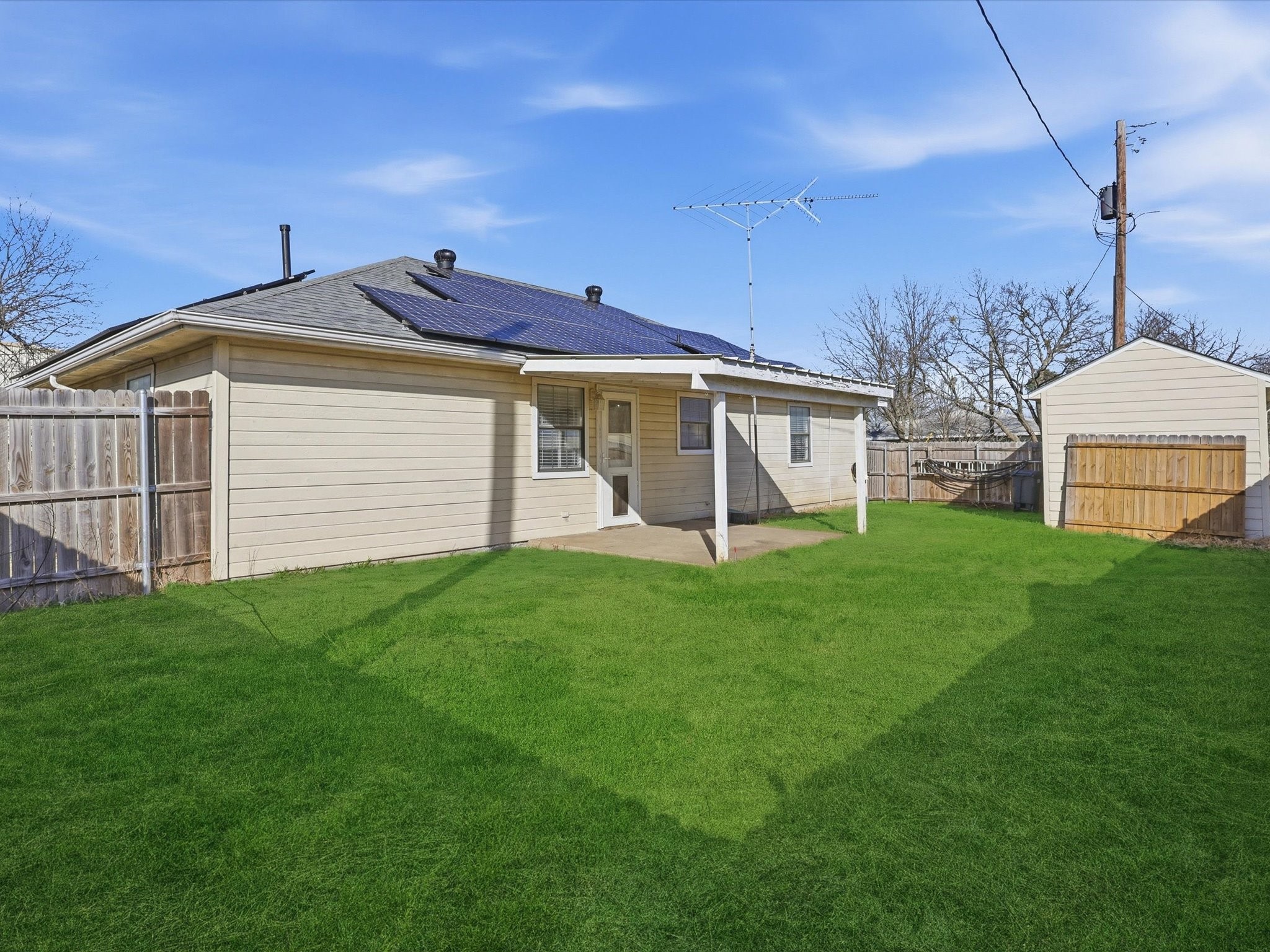 701 S College Street Celeste TX 75423