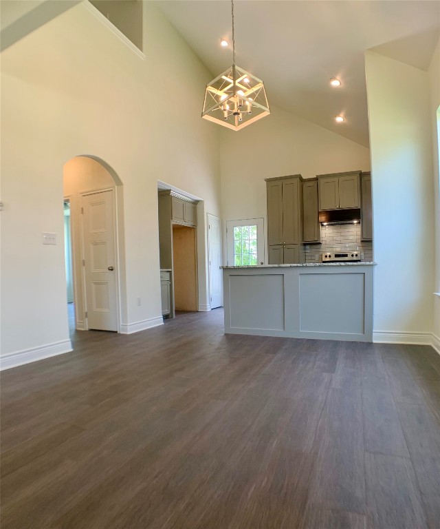 907 Switzer Street Granbury TX 76048