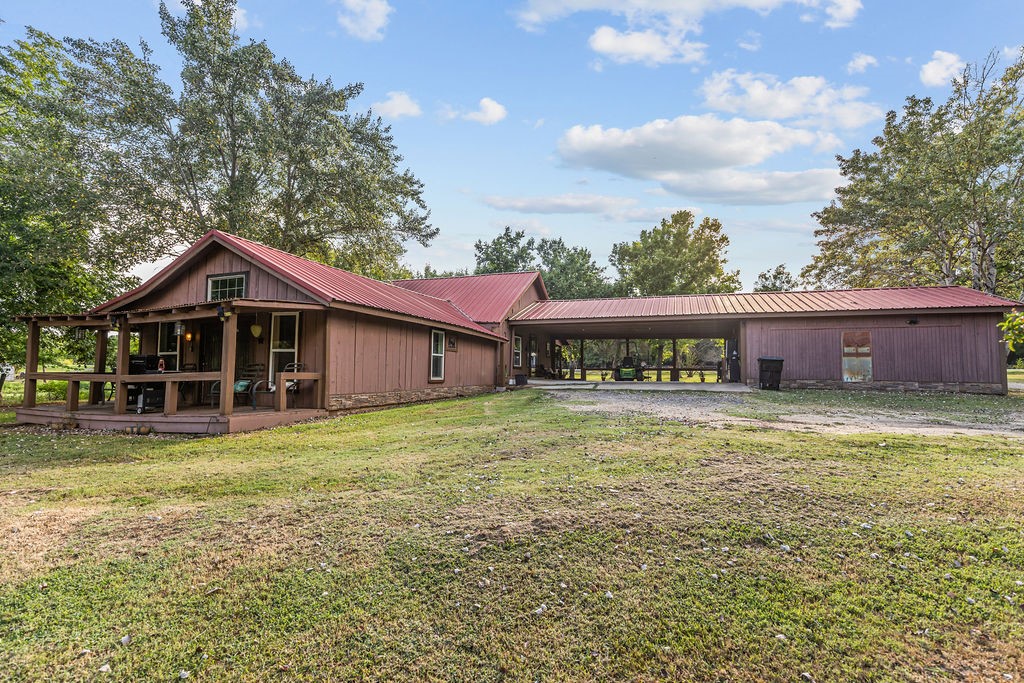 2868 State Highway 37 N Clarksville TX 75426