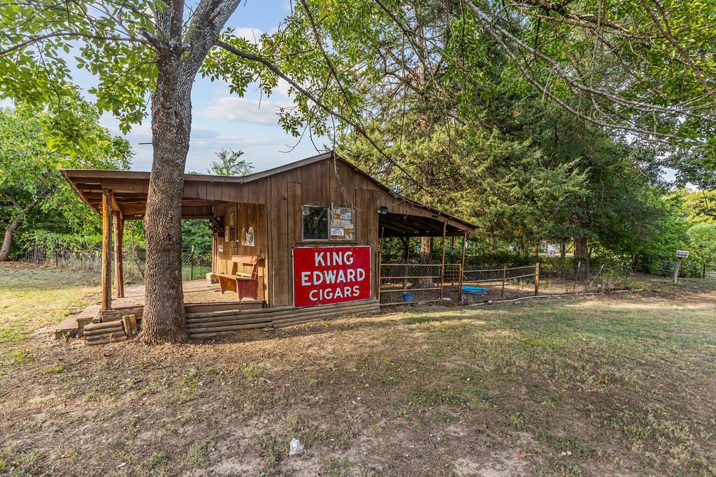 2868 State Highway 37 N Clarksville TX 75426