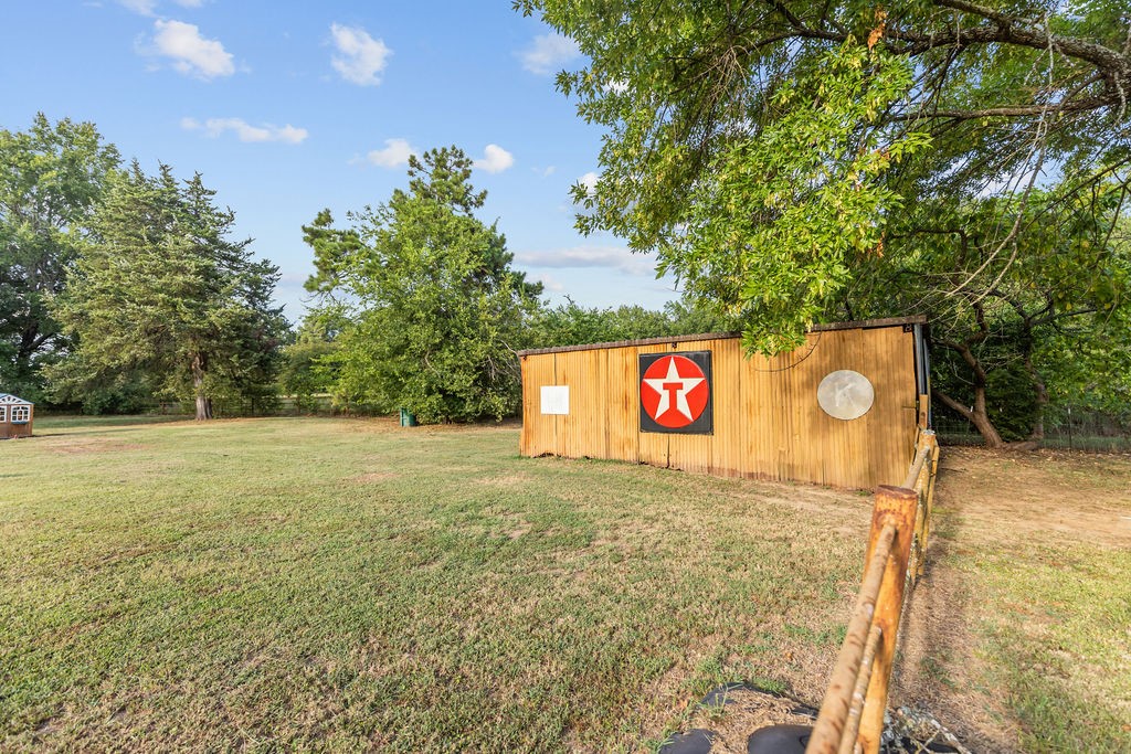 2868 State Highway 37 N Clarksville TX 75426