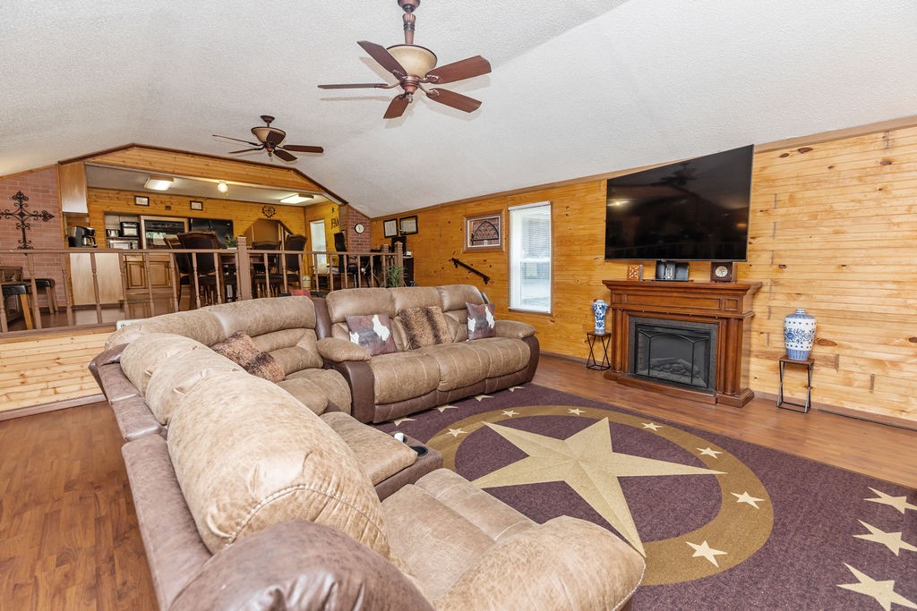 2868 State Highway 37 N Clarksville TX 75426
