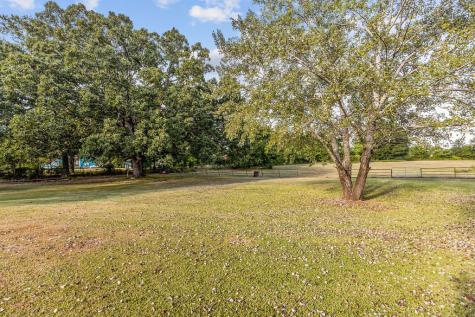 2868 State Highway 37 N Clarksville TX 75426